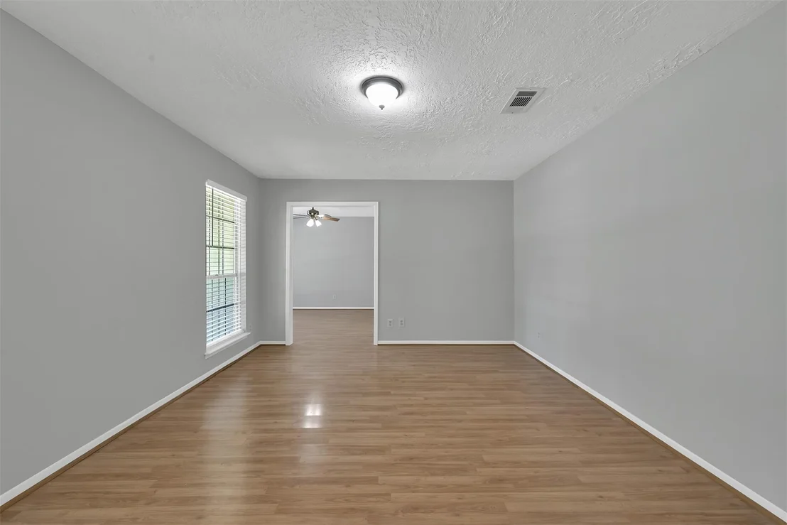 Photo of 27121 Wells Lane
