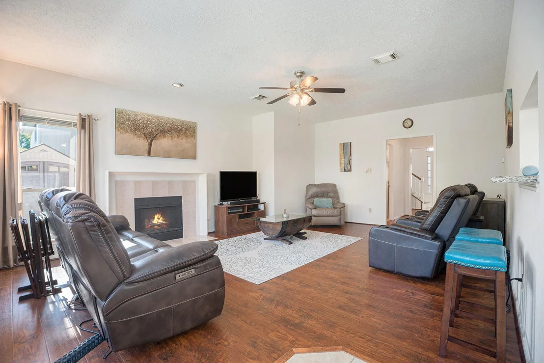 Photo of 1003 Glenview Drive