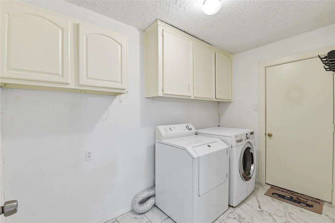 Photo of 9211 Benning Drive