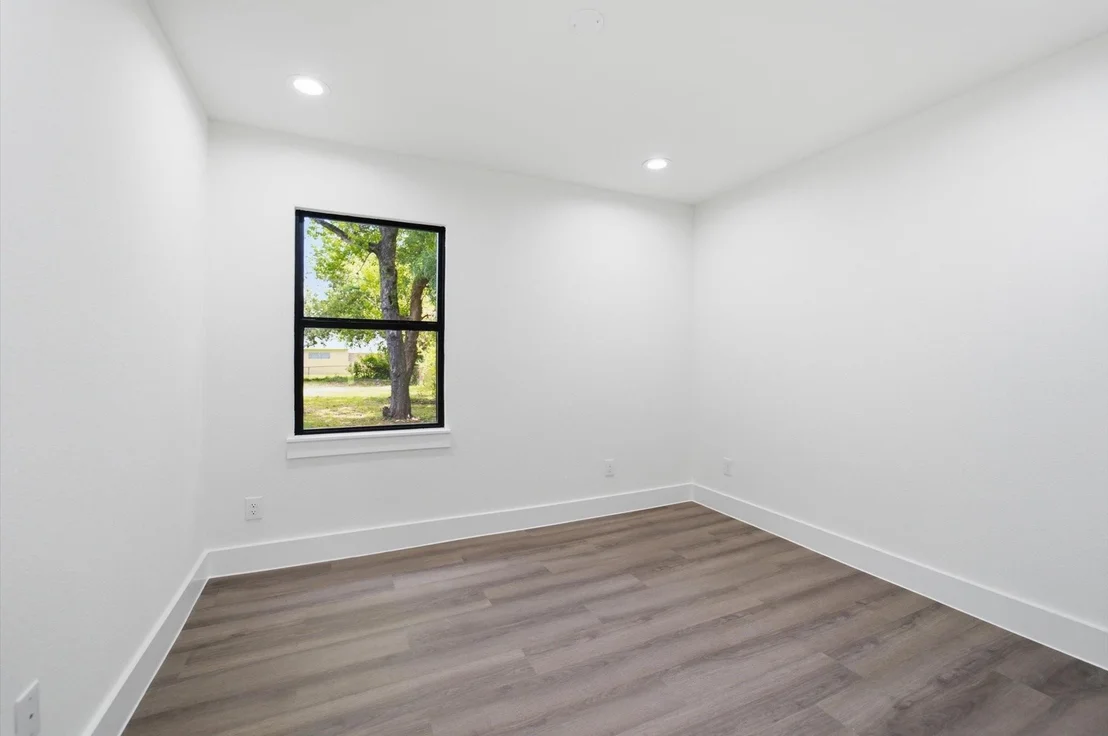 Photo of 5123 Willow Glen Drive