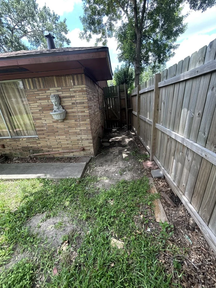 Photo of 5711 Turtle Creek Road