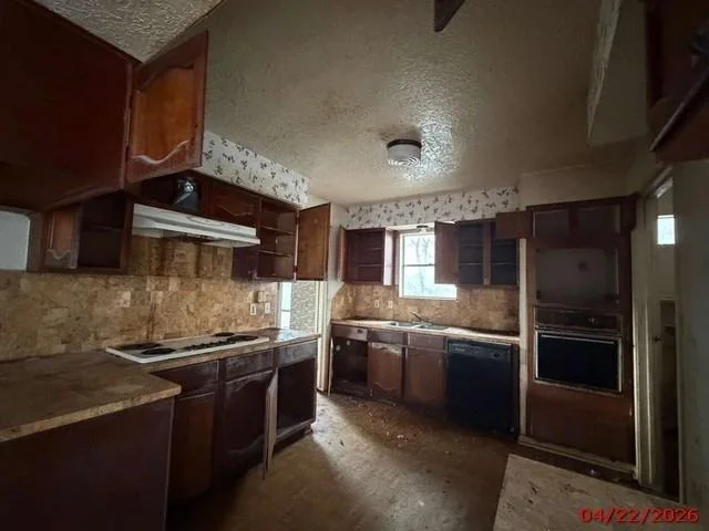 Photo of 829 Willow Creek Drive