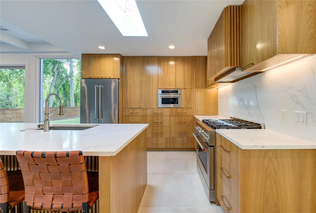 Photo of 303 Isolde Drive