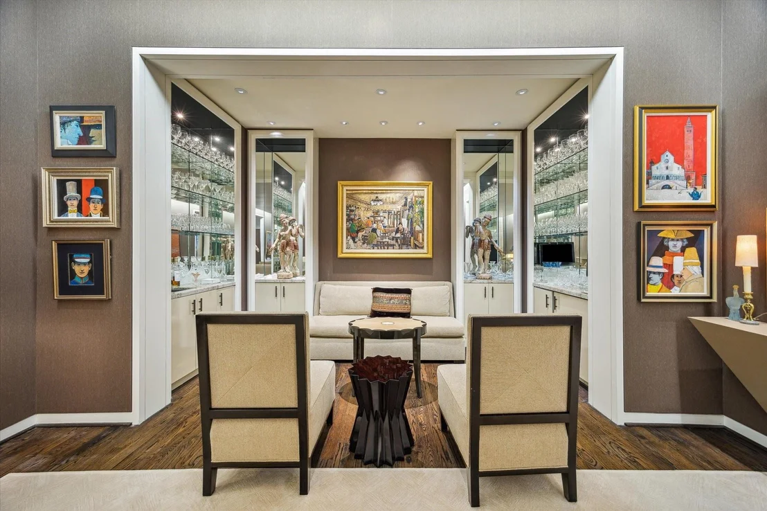 Photo of 20 Eaton Square
