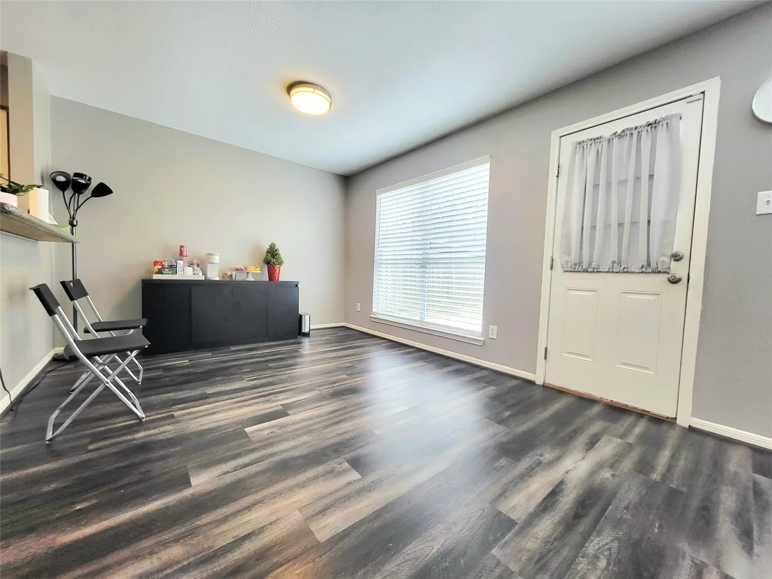 Photo of 8722 Ashlawn Drive