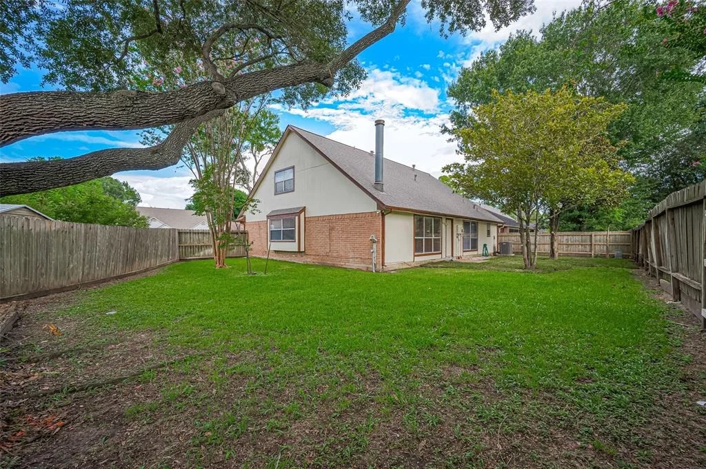 Photo of 2415 Pebbledowne Circle