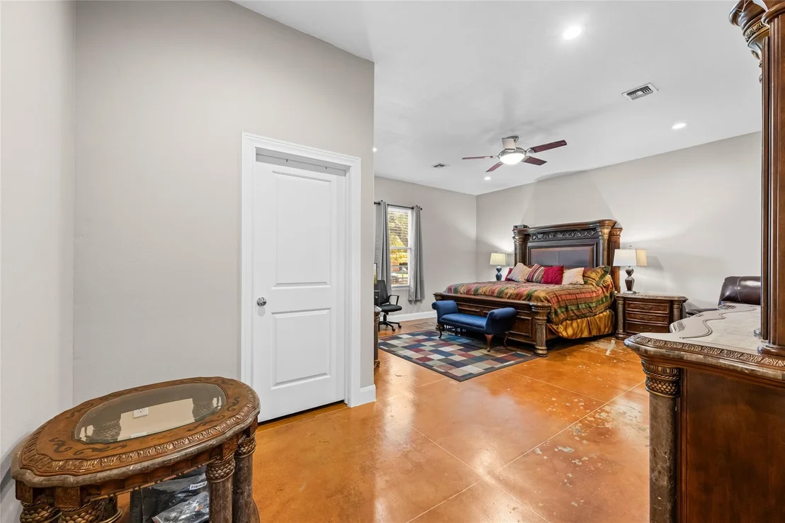 Photo of 5712 Mentor Drive