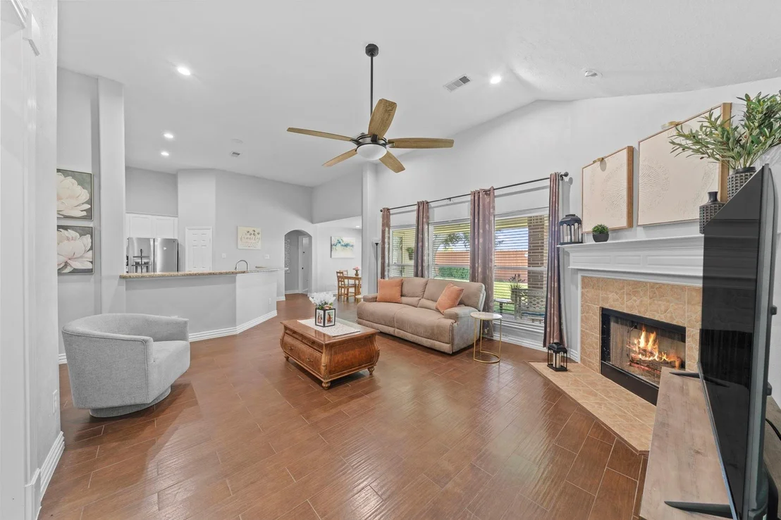 Photo of 14619 Bladenboro Drive