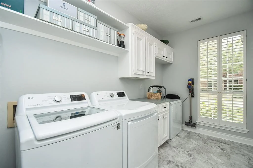 Photo of 7023 Centre Grove Drive