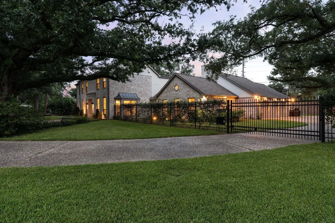 Photo of 5665 Pine Forest Road