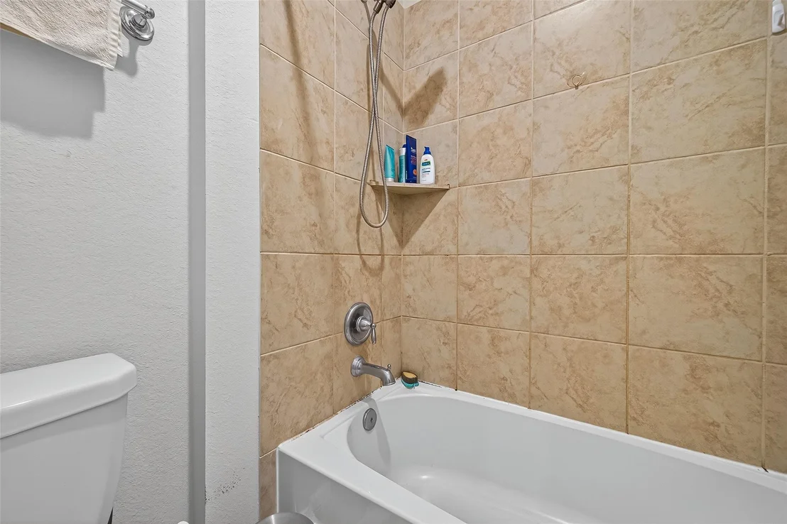 Photo of 8507 Lockridge Valley Trail