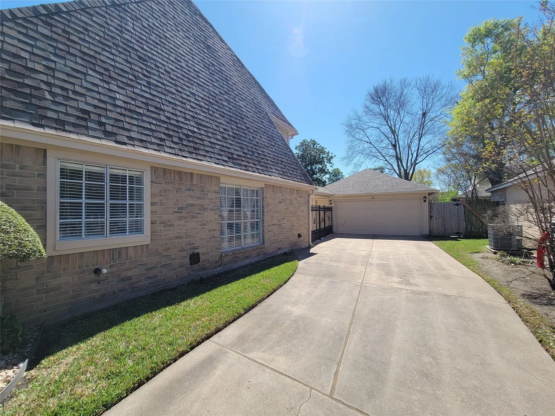 Photo of 14943 Tramore Drive