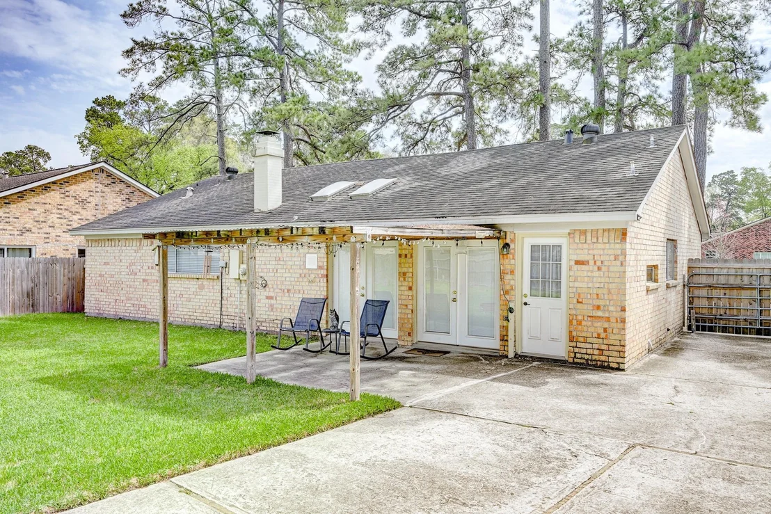 Photo of 2507 Whispering Springs Drive