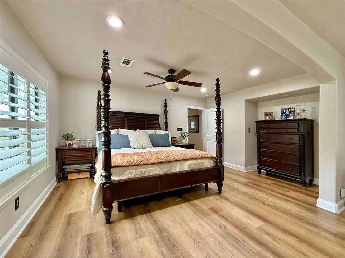 Photo of 12220 Shepard Hill Road