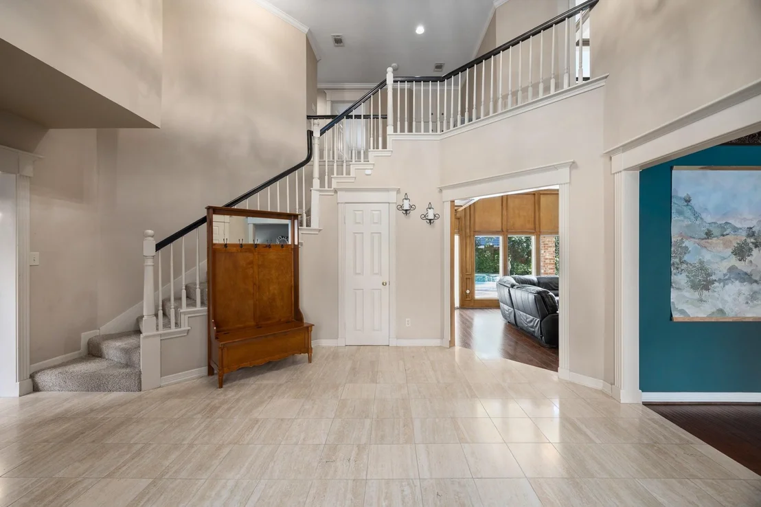 Photo of 8807 Chelmsford Lane