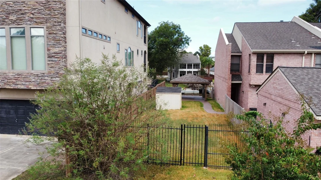 Photo of 721 Paradise Lane