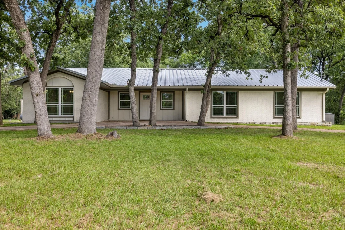 Photo of 73 Fairway Drive