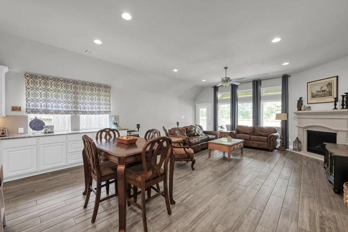 Photo of 147 Del Carmen Drive