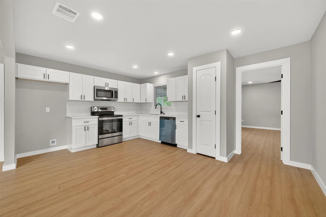 Photo of 4403 Botany Lane