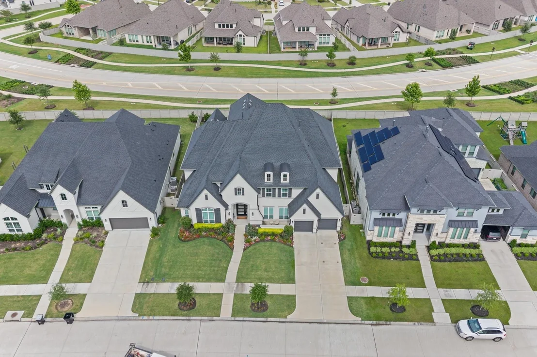 Photo of 4923 Grapevine Lane