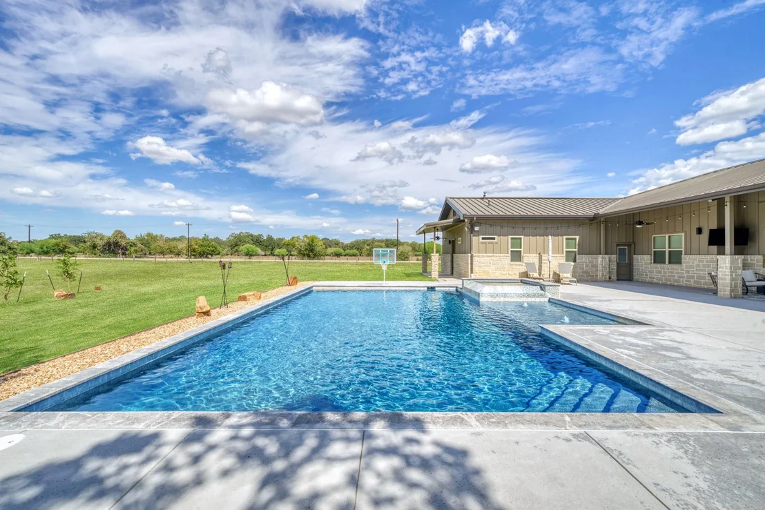 Photo of 5792 Andert Road