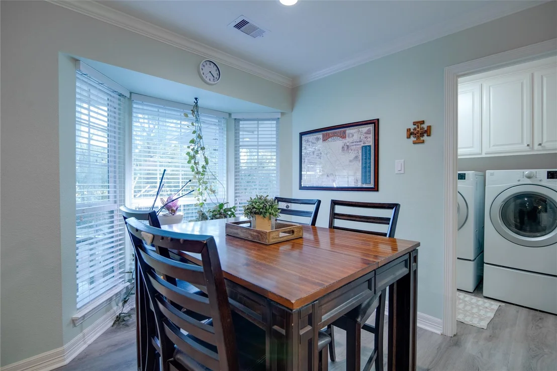 Photo of 1202 Sunset Drive
