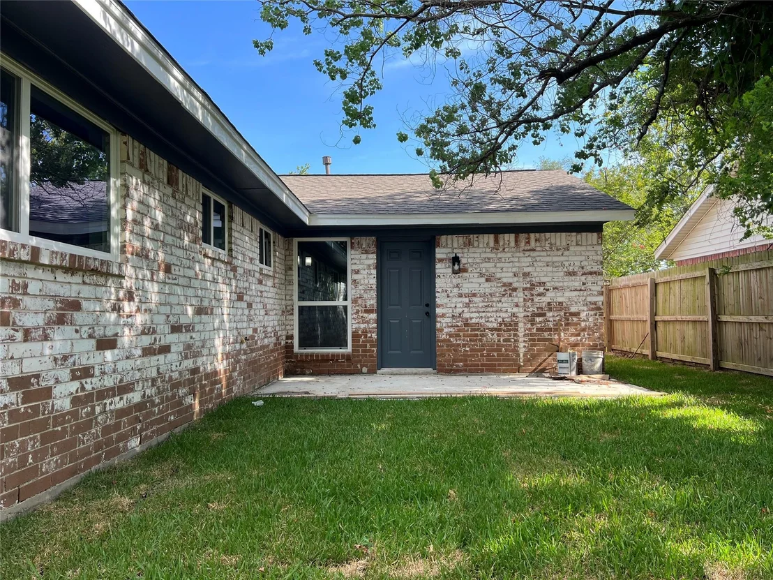 Photo of 17023 Sunshine Street