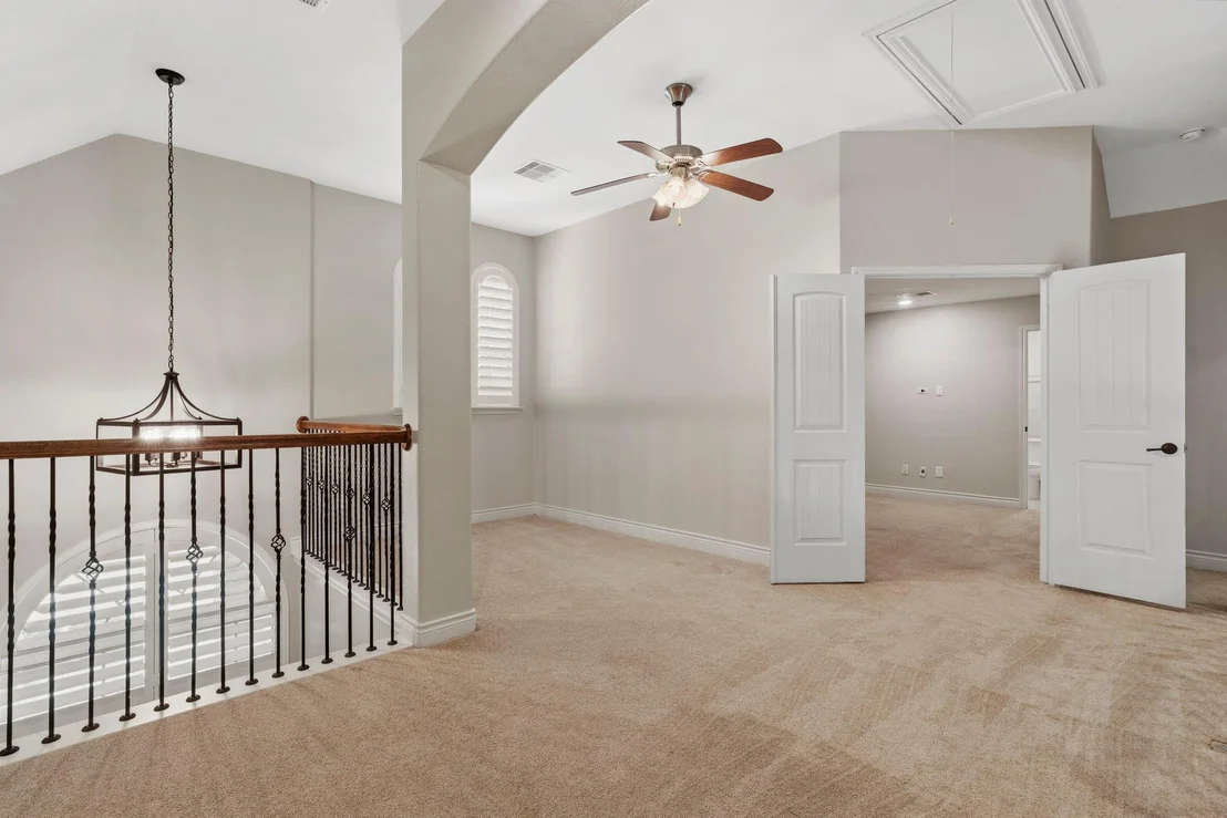 Photo of 155 W Wading Pond Circle