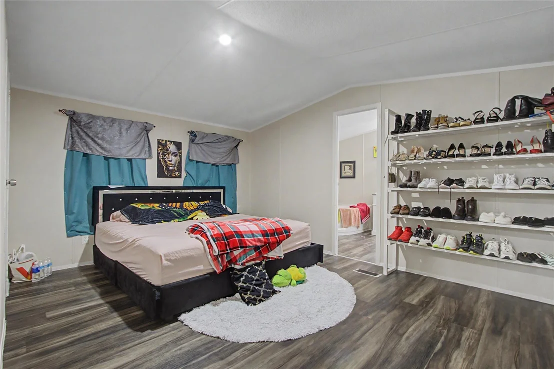 Photo of 5779 Road 3550