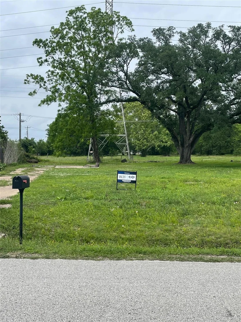 Photo of 2815 Timber Drive