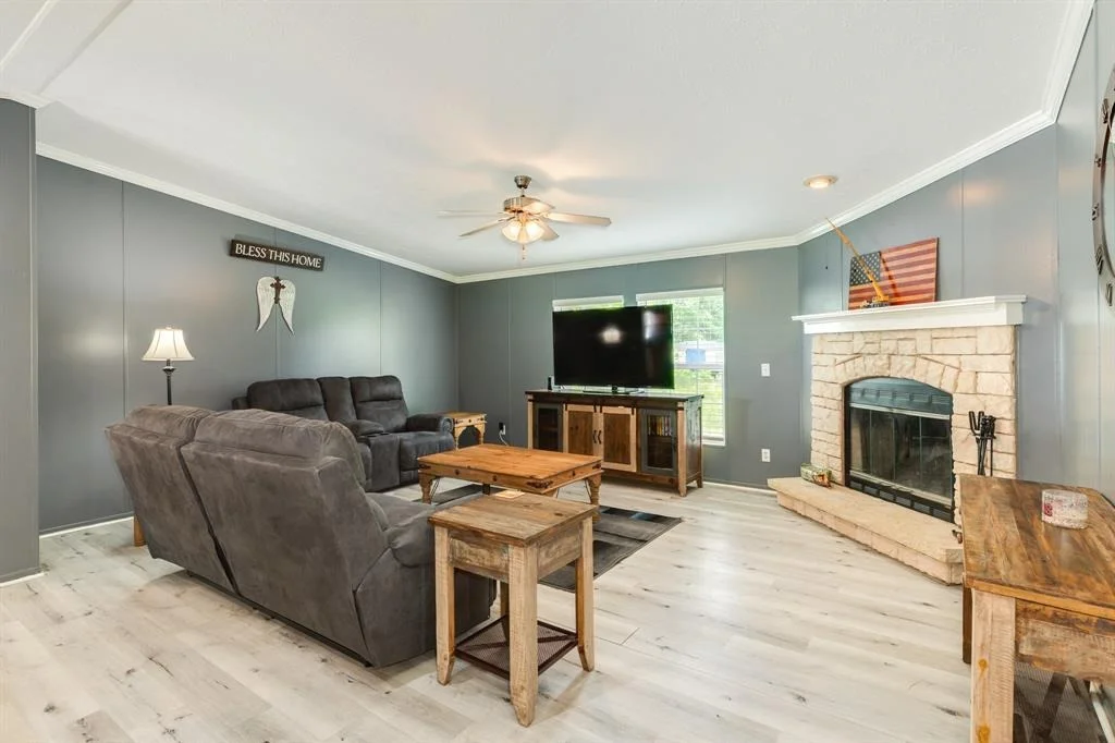 Photo of 178 Brazos Dr