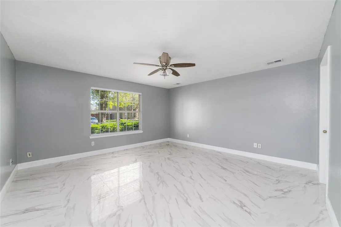 Photo of 6827 Crystal Point Drive