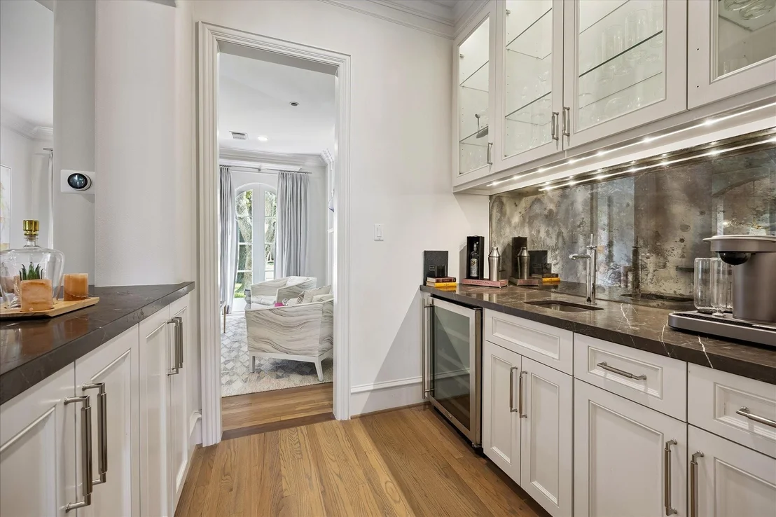 Photo of 1020 River Glynn Drive