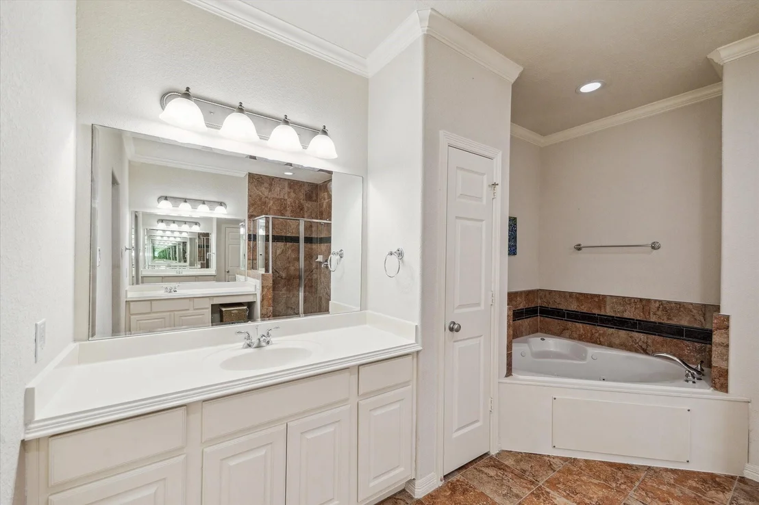 Photo of 3203 Holly Path Drive