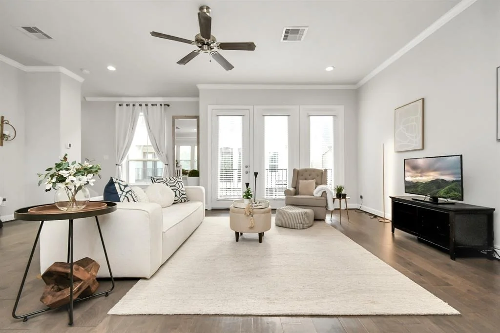 Photo of 4015 Centre Glen Drive