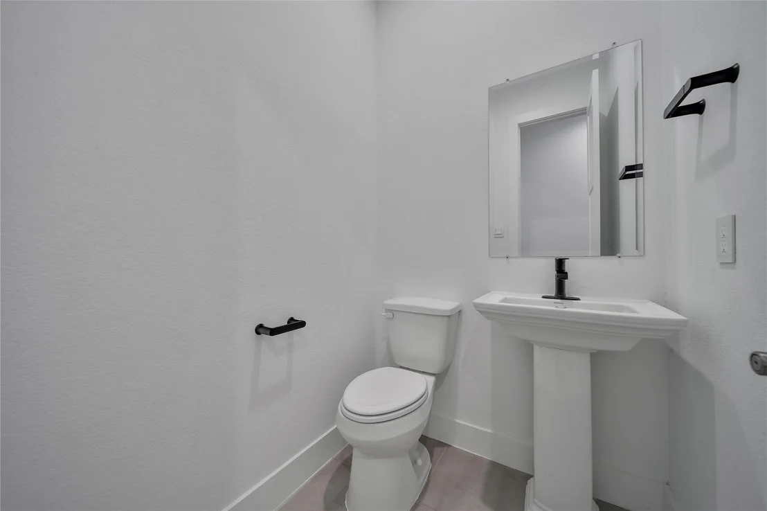 Photo of 115 Oak Estates Drive