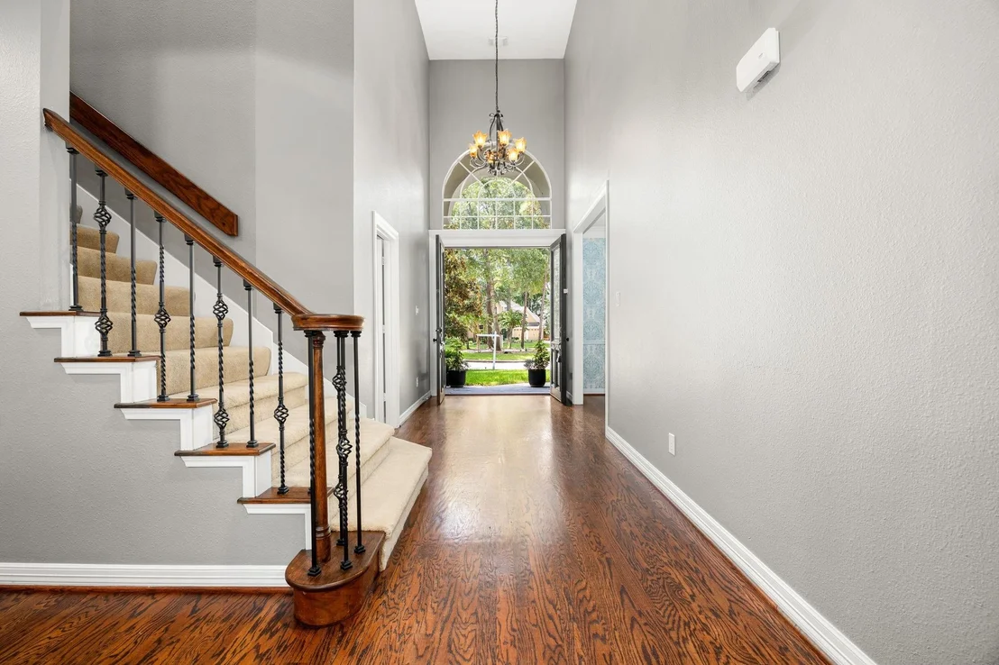 Photo of 94 Meadowridge Place