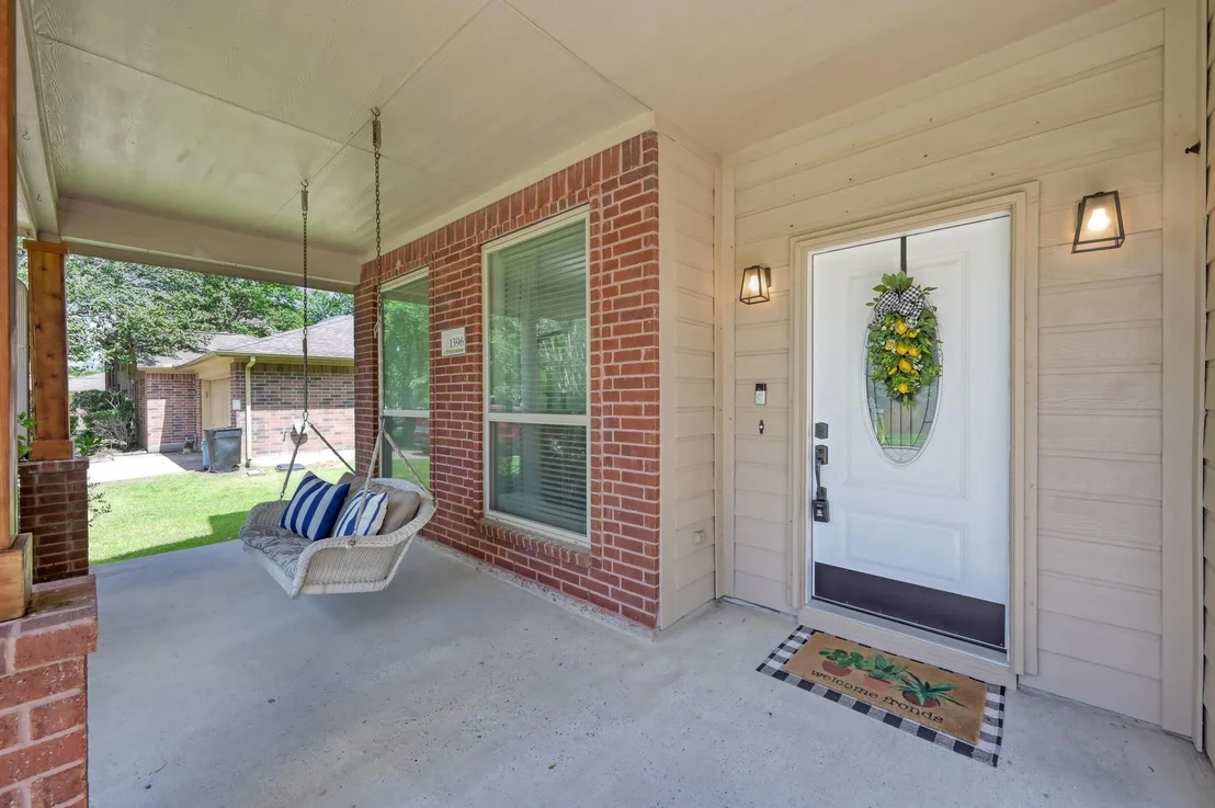 Photo of 1396 Havelock Drive