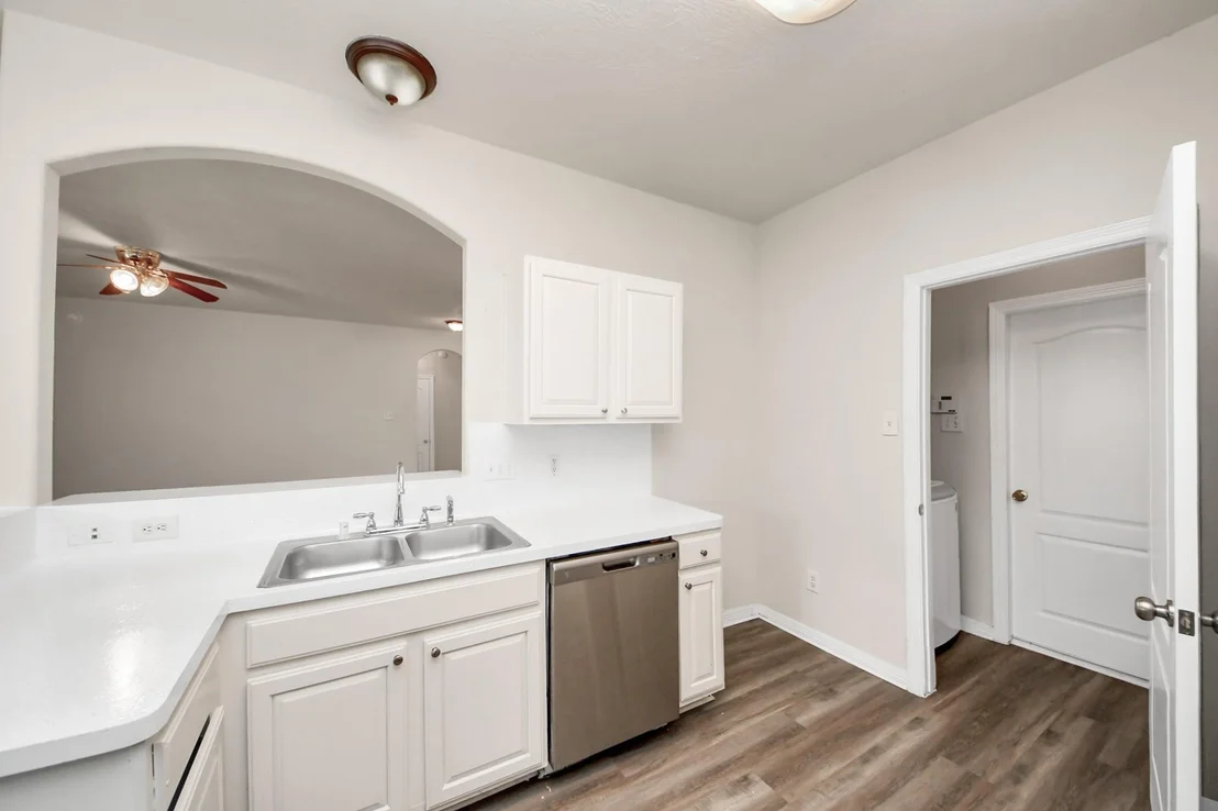 Photo of 5327 Rivergate Drive