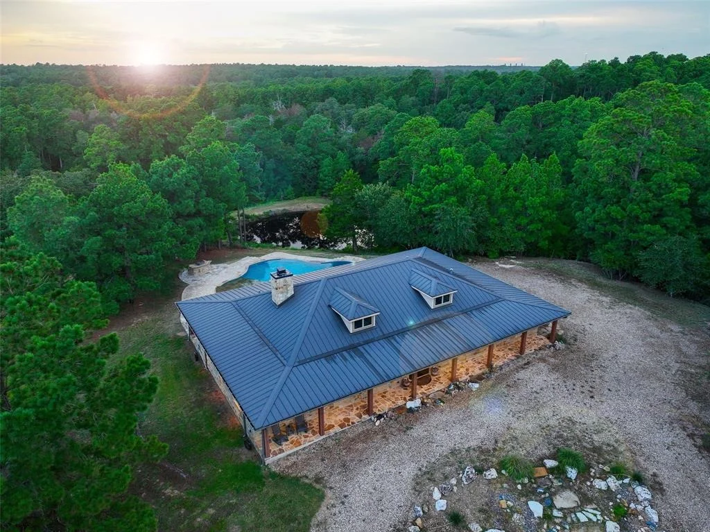 Photo of 815 Valley View Trail