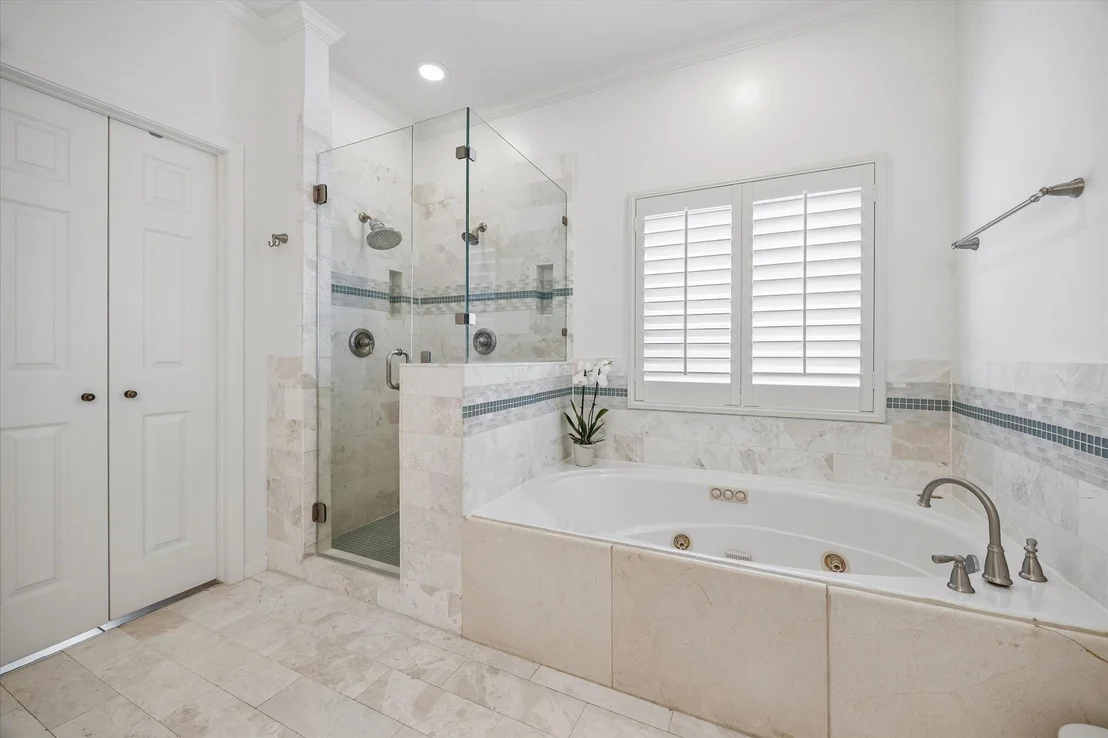 Photo of 4209 Sunset Boulevard