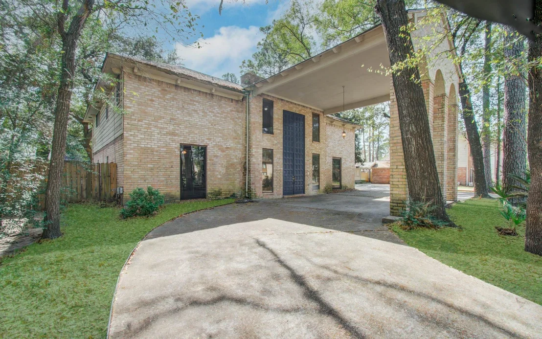 Photo of 8103 Oak Moss Drive