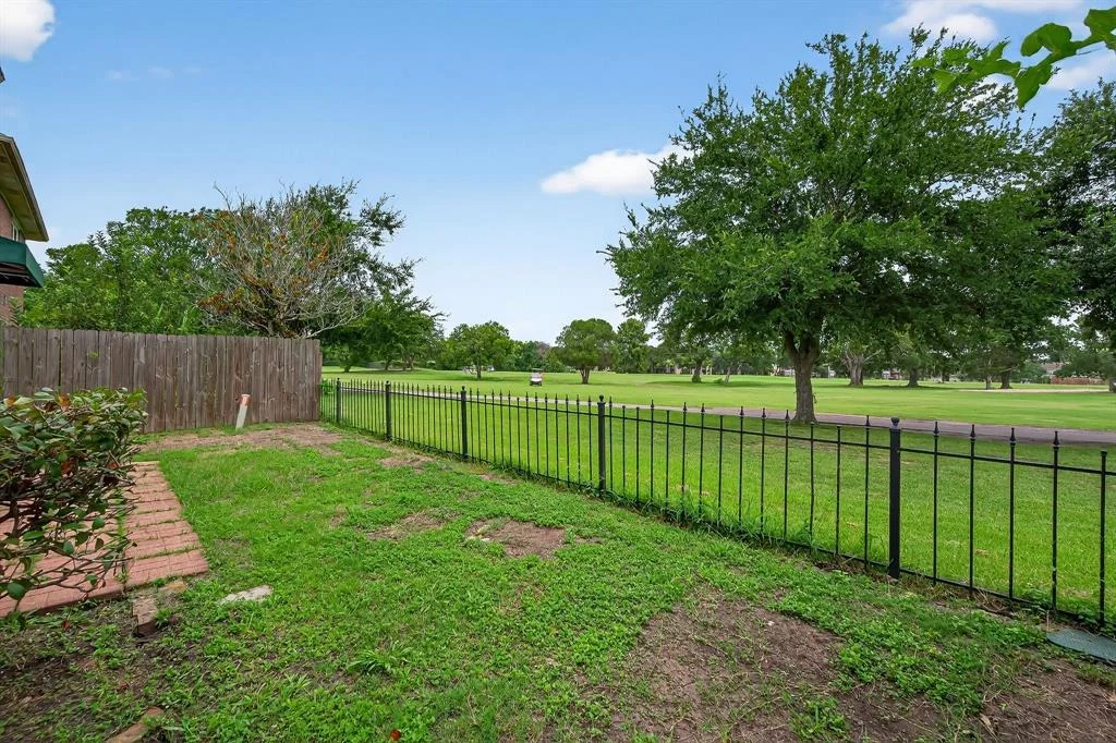 Photo of 8206 Golf Green Circle