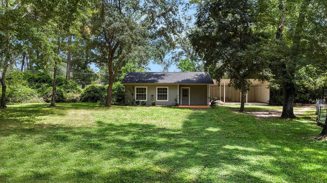 Photo of 8702 Holly Hills Drive