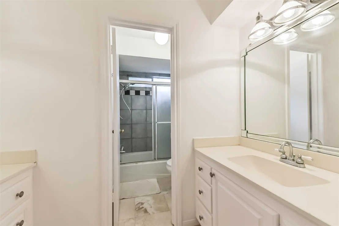 Photo of 6610 Chancellor Drive
