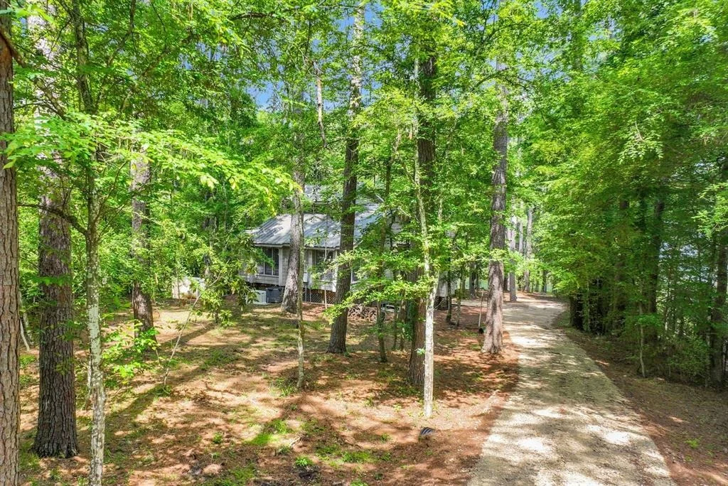 Photo of 1103 Lakeview Estates Drive