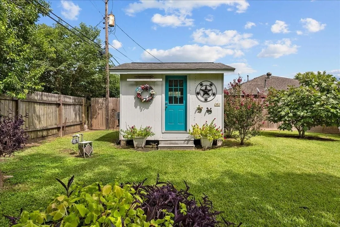 Photo of 3026 Danforth Memorial Drive