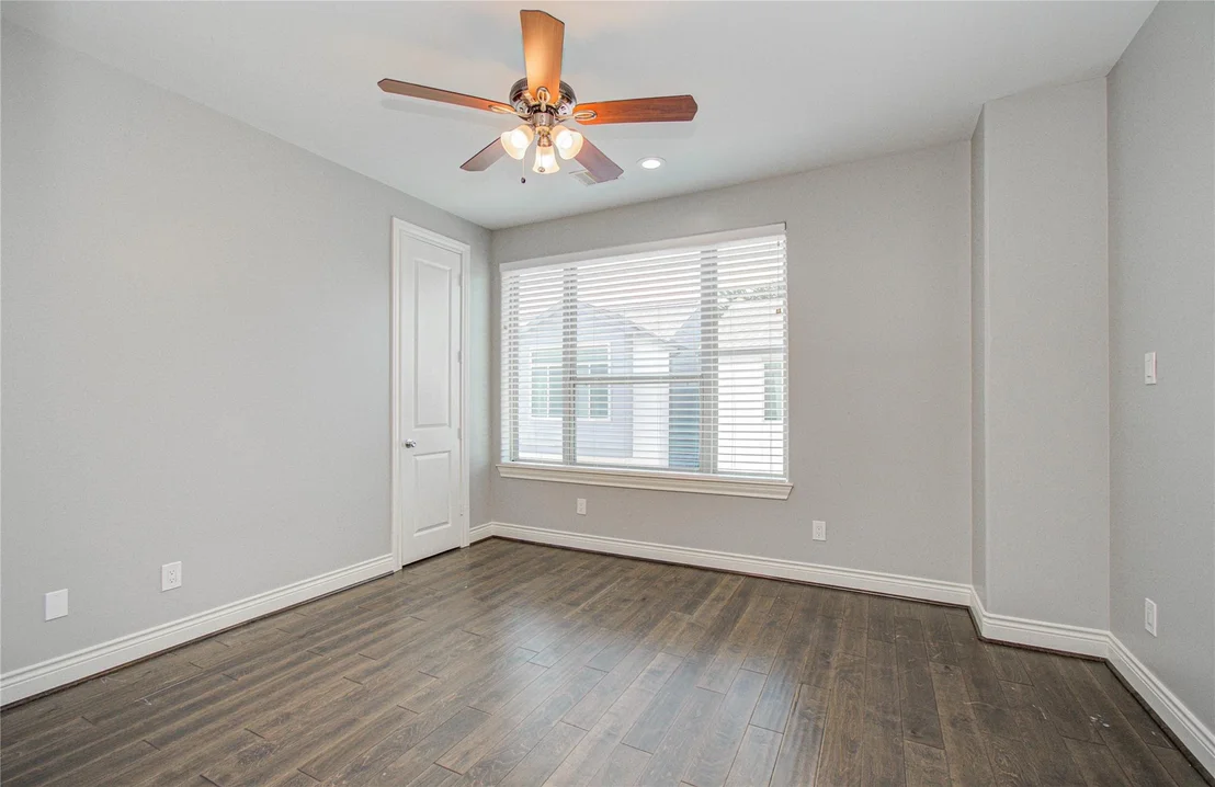 Photo of 8903 Spring Knoll Forest Drive