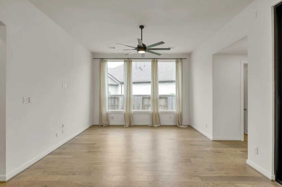 Photo of 111 Liatris Court