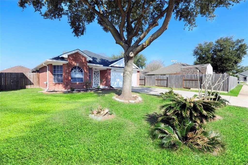 Photo of 4010 Eagle Bluff Court